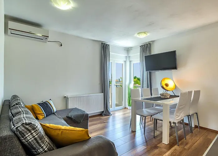 Holiday home Jimmy *